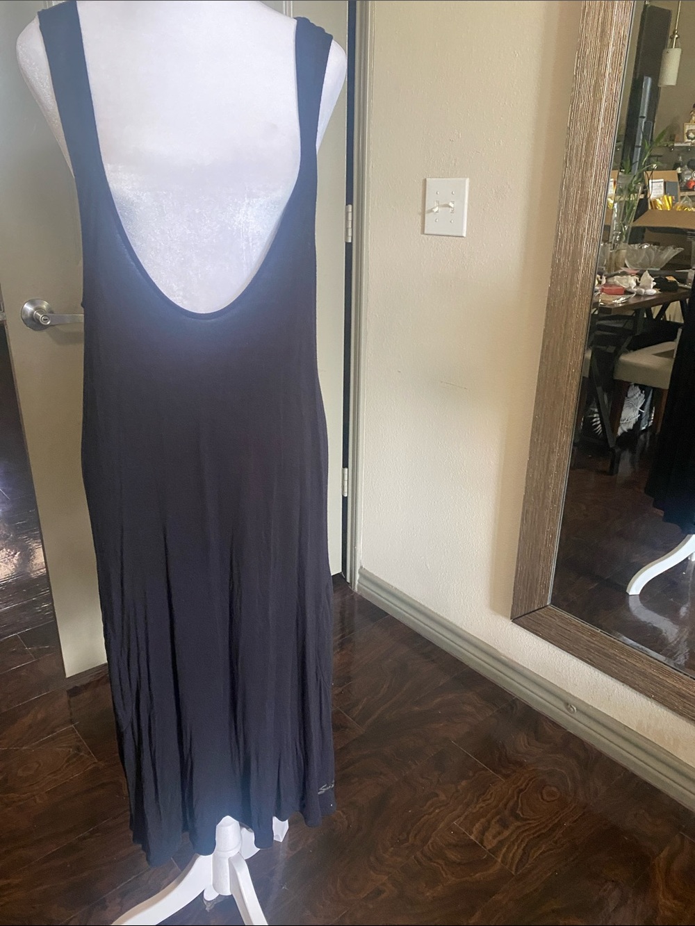 Sleeveless Black Scoop-Neck Maxi Dress - Classic Women's Dress